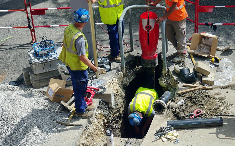 comment déboucher une douche Paris 9
